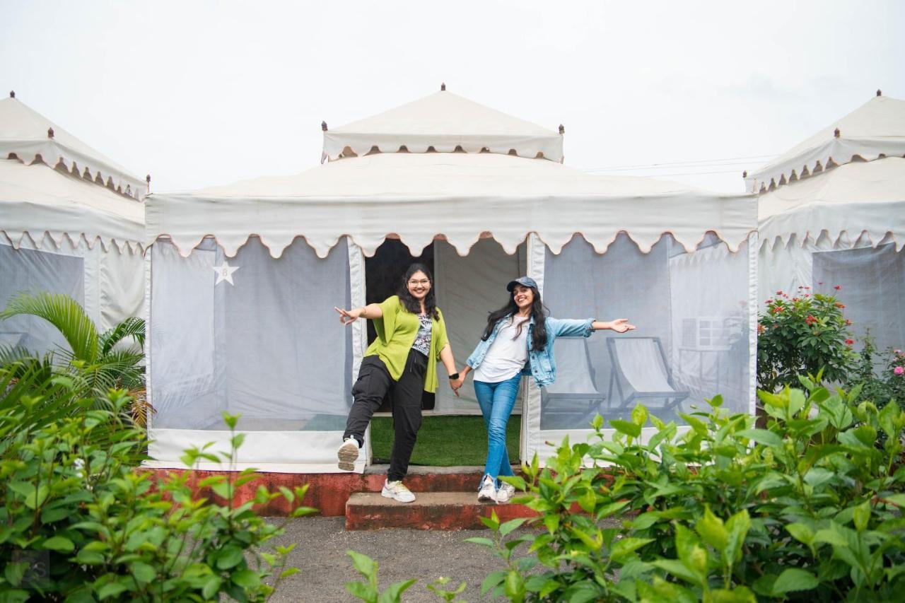 Unity Holiday Tent City Kevadia Екстер'єр фото